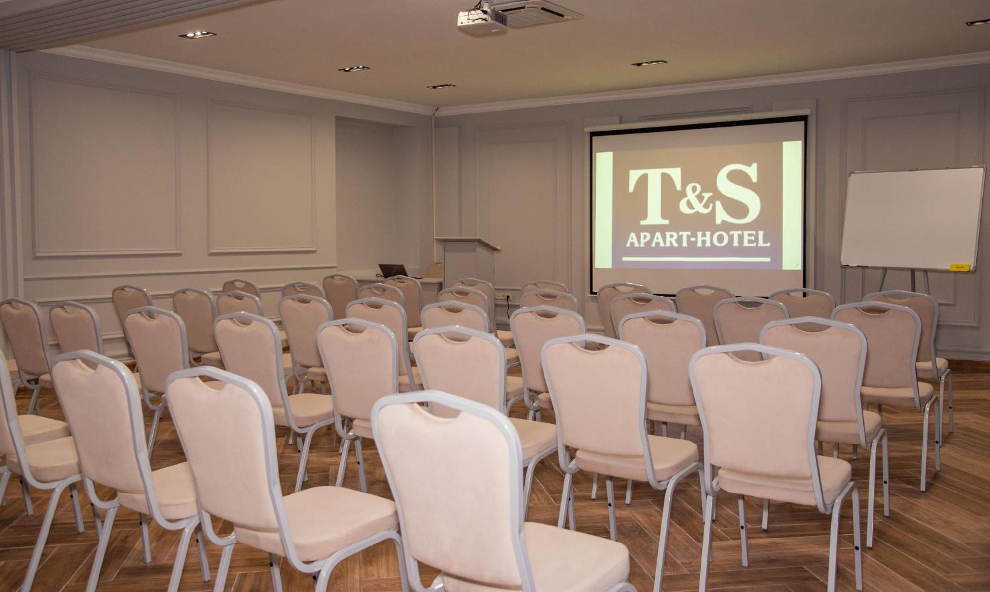 تشيرنيفتسي T&S Apart-Hotel المظهر الخارجي الصورة